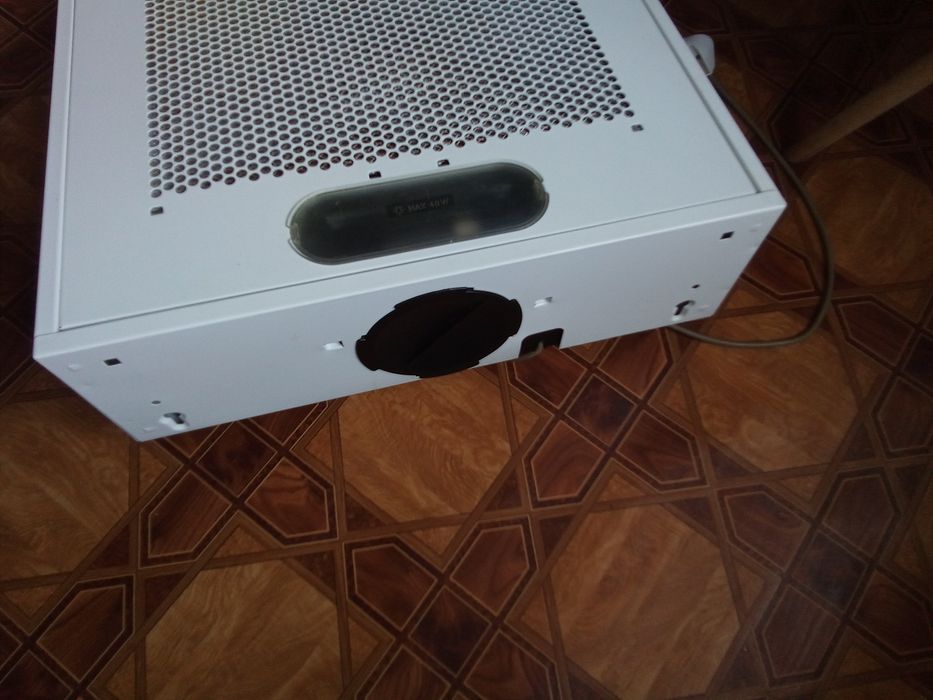 Продам вытяжку  turbo air