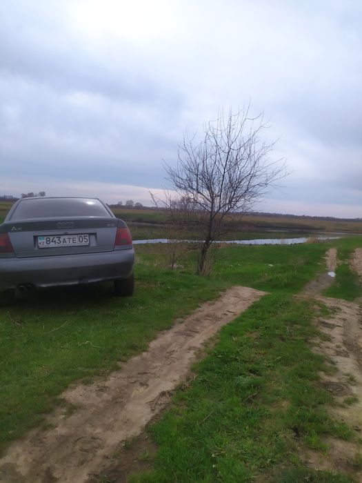 Ауди А4 1996 год