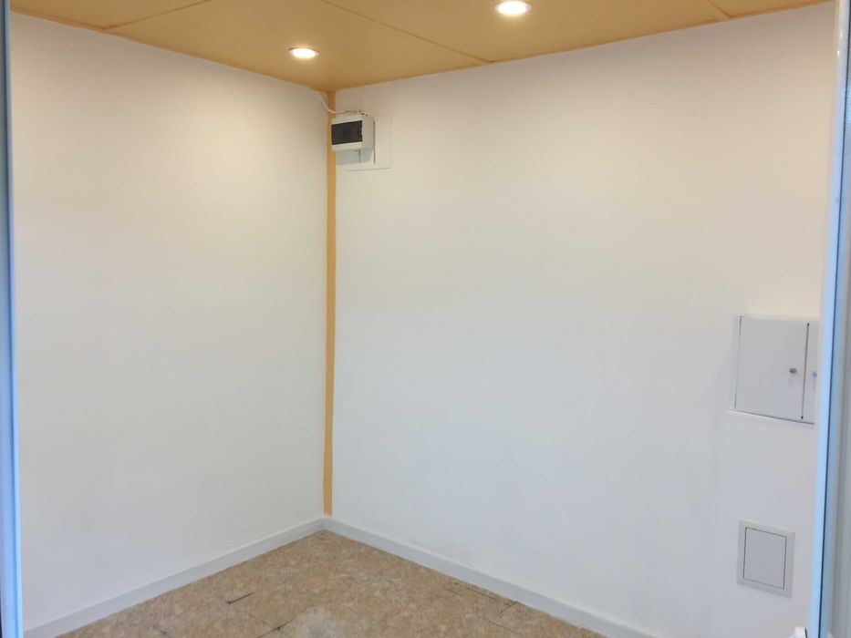 Дава се под наем Магазин в София, Люлин 3 - 8 кв.м за 149.43 € - Снимка #2