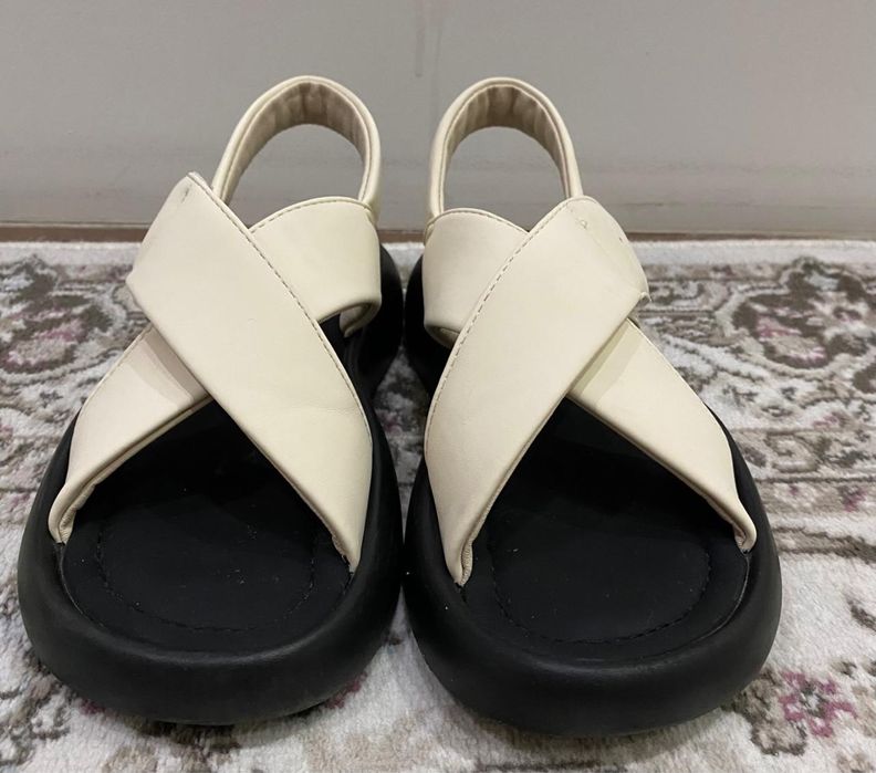 Сандали для девочки