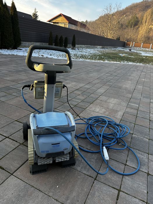 Robot Pentru Curatarea Piscinei MAYTRONICS DOLPHIN M600