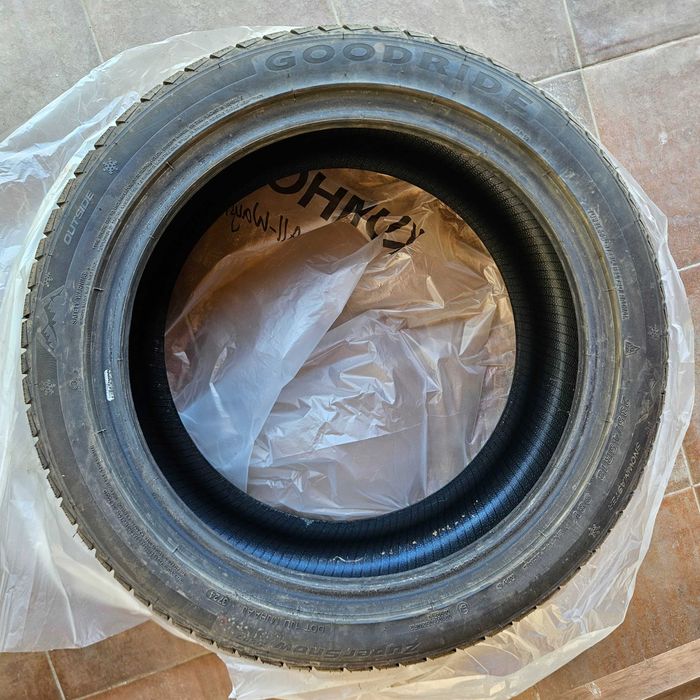 Anvelope Michelin vara(245/40/R19) si Goodride iarna (235/45/R18)