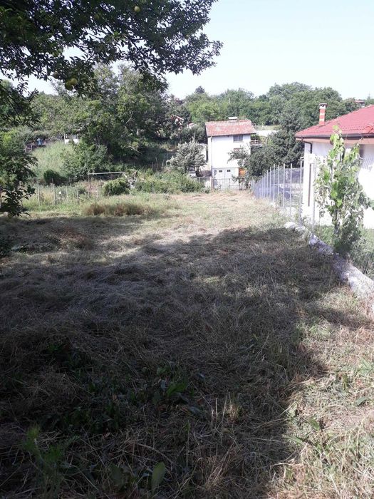 Продавам Имот с Вила местност Кенана Хасково