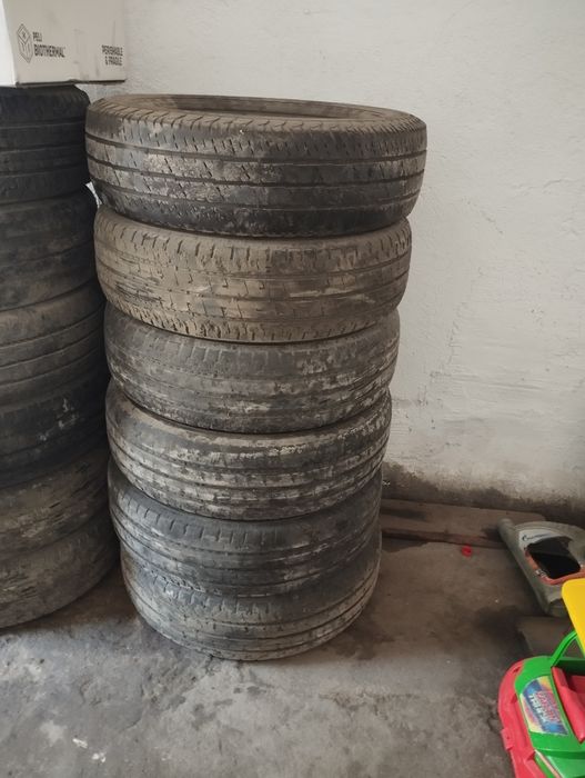 Продам резину б/у 195*75*R16C