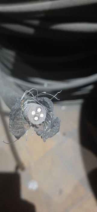 Продам кабель медный 4-х жильный