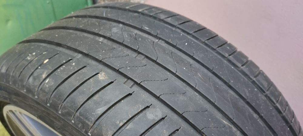 оригинал  21'  AMG  с  гуми