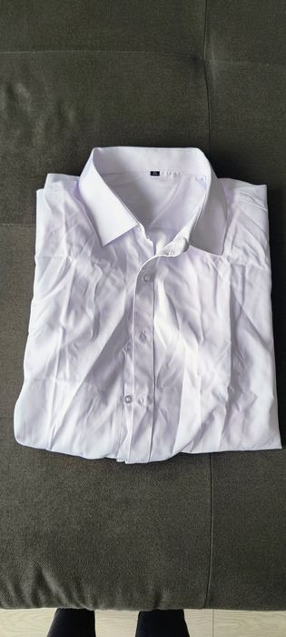 Camasa alba noua