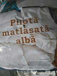 Pilota,plapuma matlasata alba ,confectionata din microfibra,noua