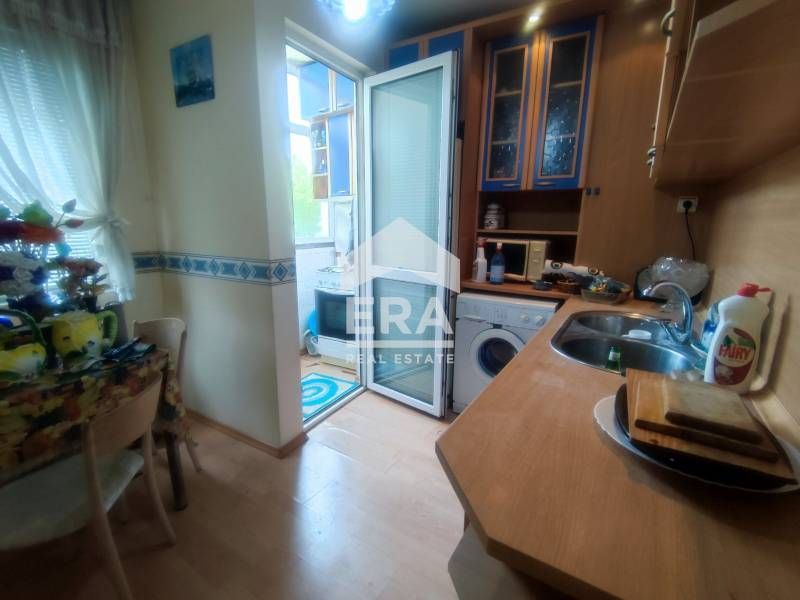 Продава се Двустаен апартамент в Хасково, Бадема - 64 кв.м за 1156 €/кв.м - Снимка #1