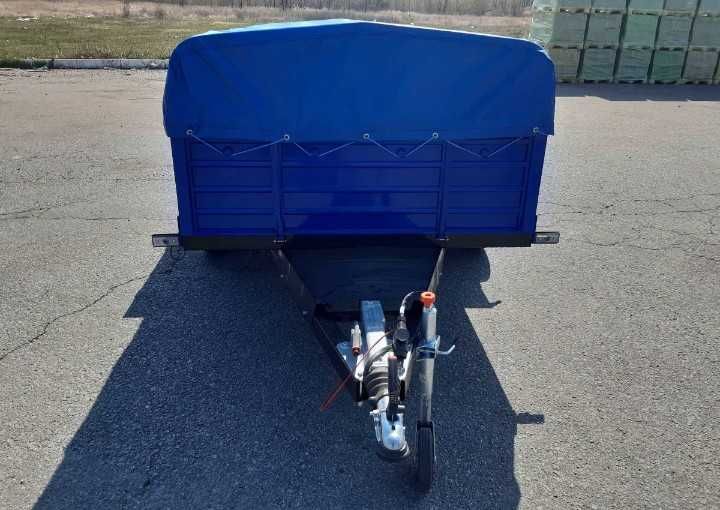 Легковой усиленный прицеп