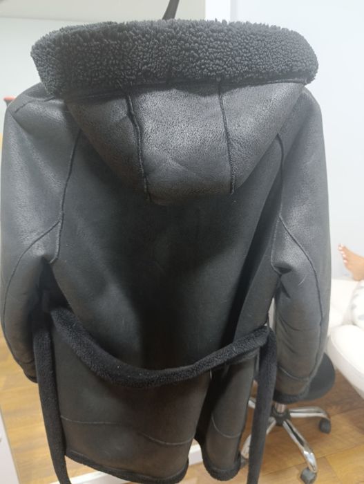 Продам куртки состояние отличное