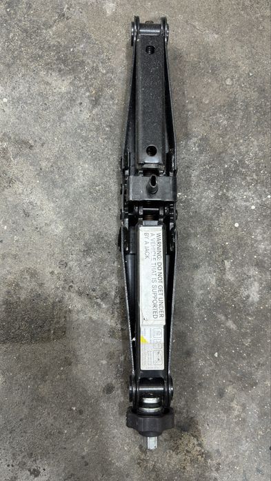 Онигинал домкрат мерседес GL , GLS от 2013 до 2020 год