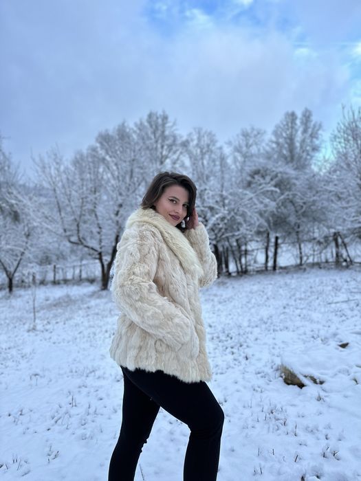 Haina din blana de iepure