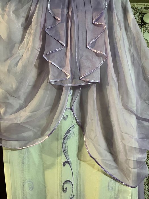 Продам тюль для зала, спальни