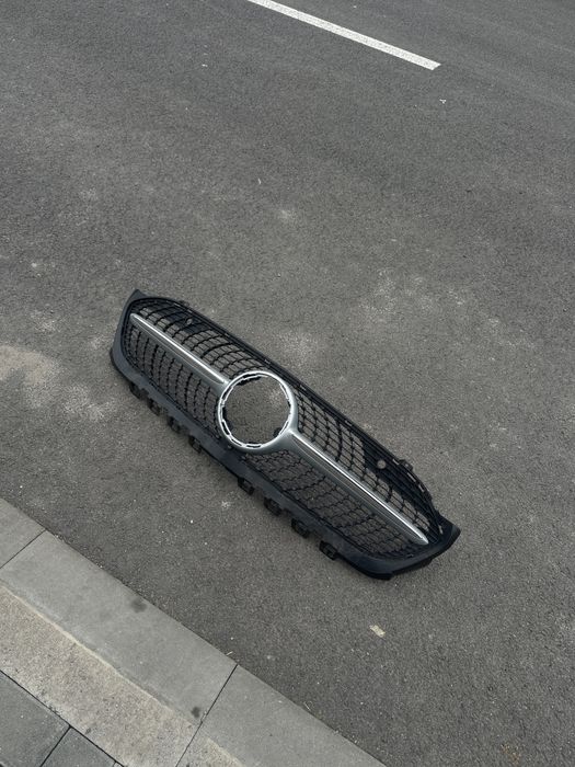 Grilă originală Mercedes-Benz