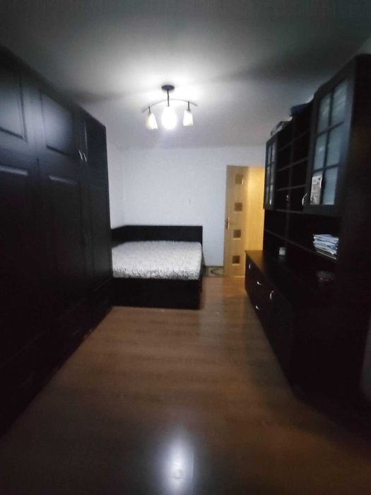 garsoniera de inchiriat pe termen lung sau regim hotelier