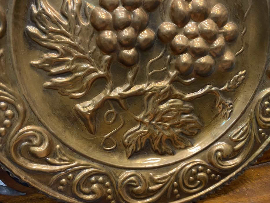 Медно пано за стена