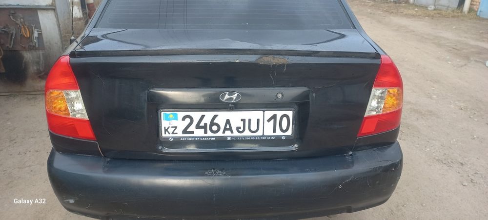Хюндай акцент 2008