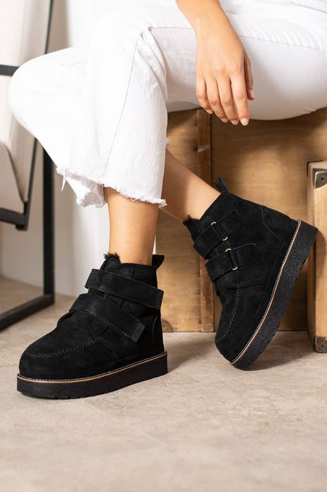 Ugg-uri diferite modele