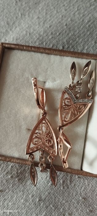 Серьги золотые женские