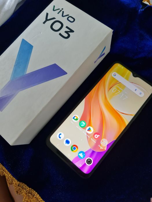 VIVO Y03. 128 гигабайт