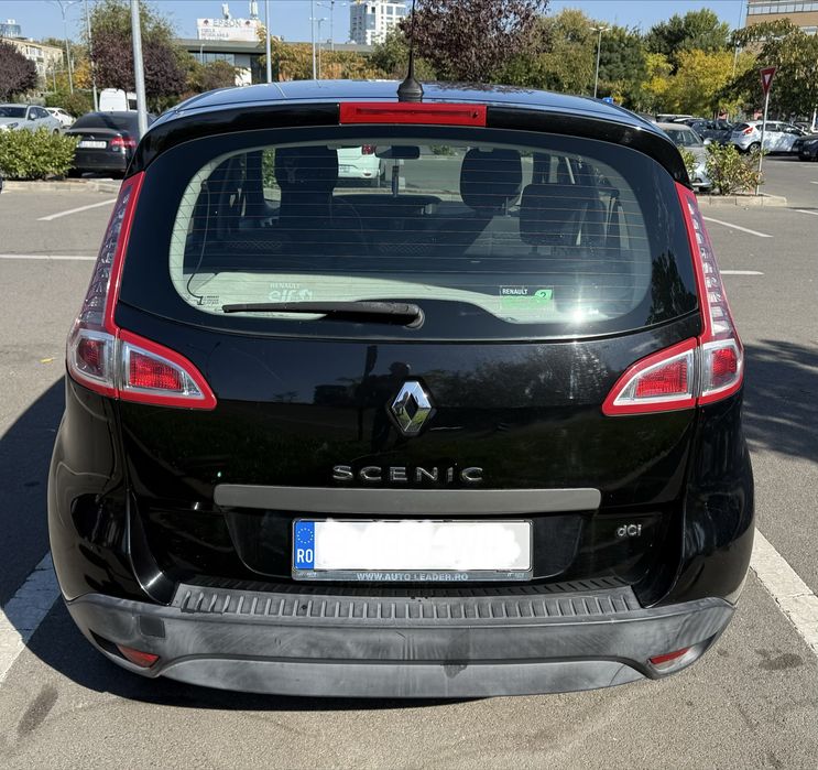 RENAULT 4 2011 — imagine 4