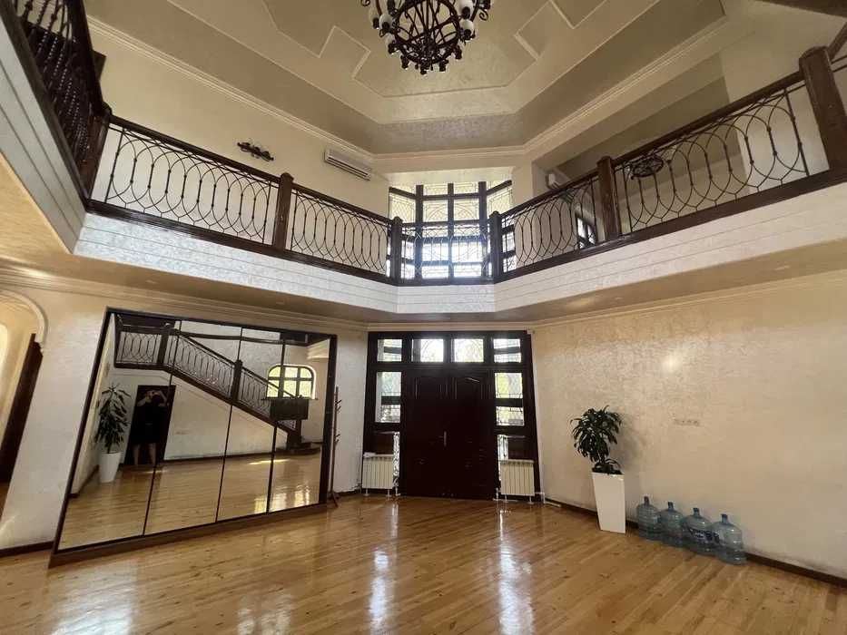 Сдаётся Евродом 10-соток на Военный Госпиталь Инха Институт / id8922 /