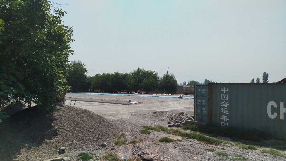 Жой сотилади 76 соток, тайёр бизнес ва жойи. шлакаблок, пилорама.
