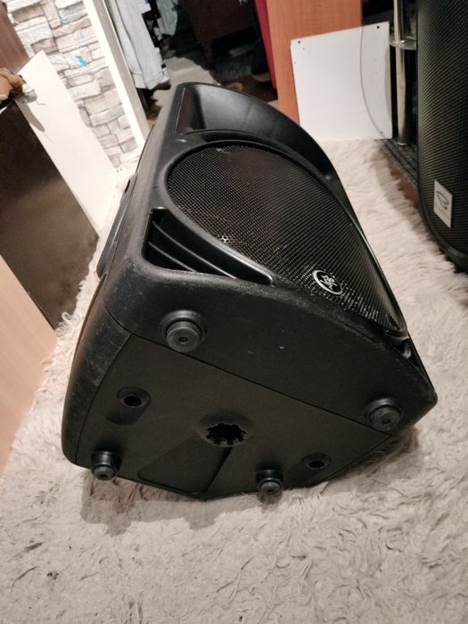 Boxa activa " Mackie Srm 450V3 " parțial Functionala.