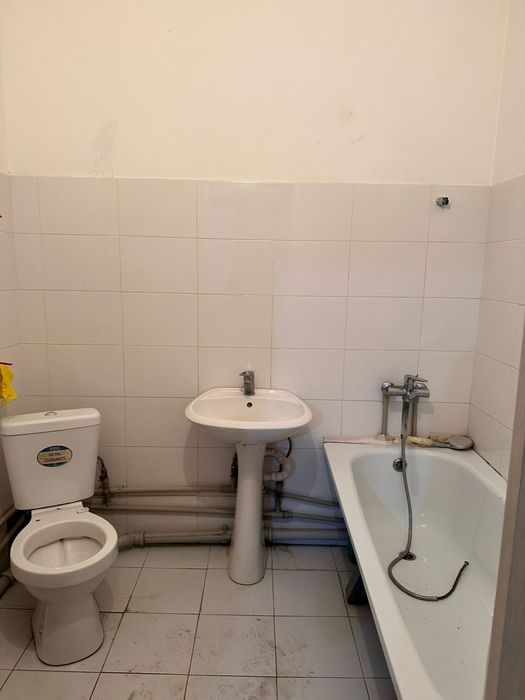 Продам квартиру 1комн 42м²