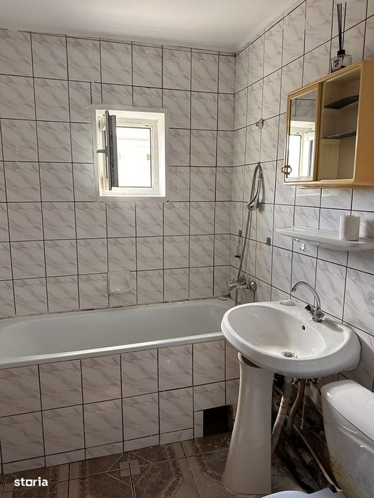 Apartament 2 camere 54 mp, decomandat, et. 3