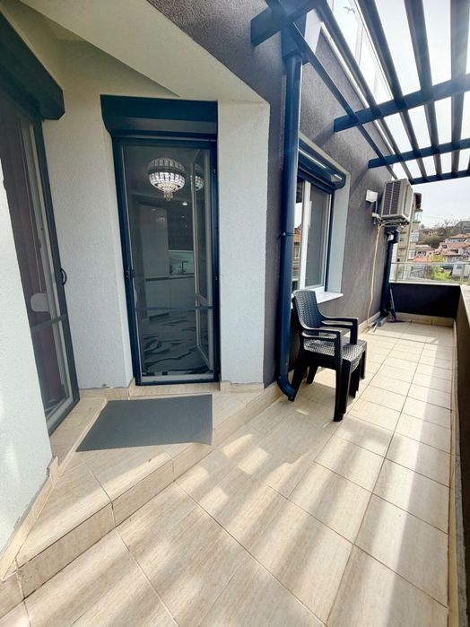 Продава се Двустаен апартамент в Варна, Аспарухово - 71 кв.м за 1214 €/кв.м - Снимка #2