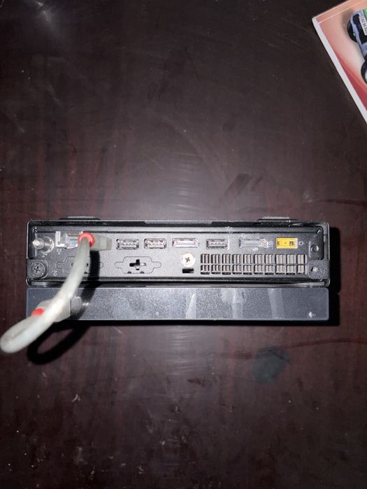 Mini PC Lenovo ThinkCentre Tiny + Unitate Optică DVD-RW (i5 / SSD)