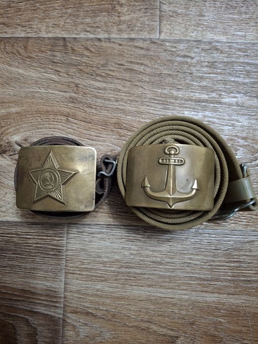 Продам бляха  советский