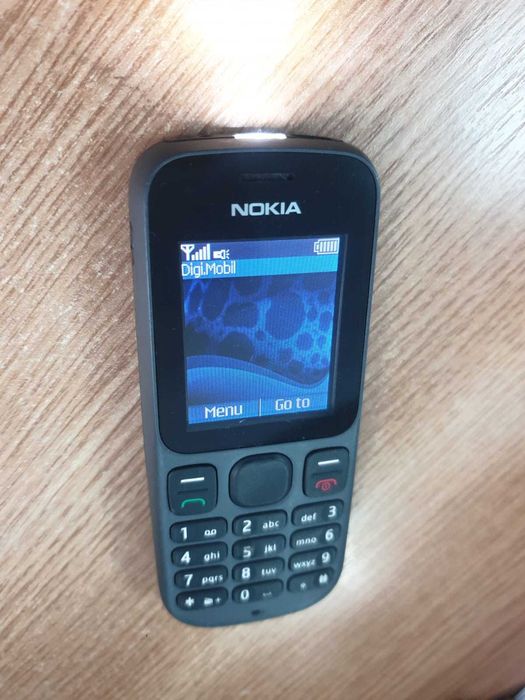 Nokia 100 telefon seniori taste butoane necodat perfect functional