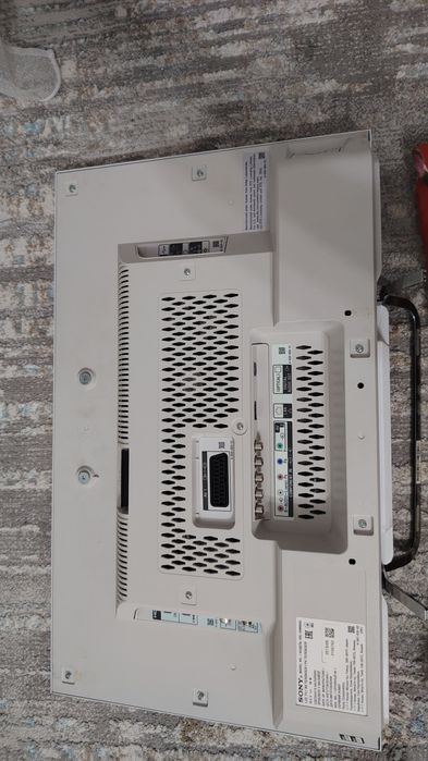 Телевизор SONY W60/24