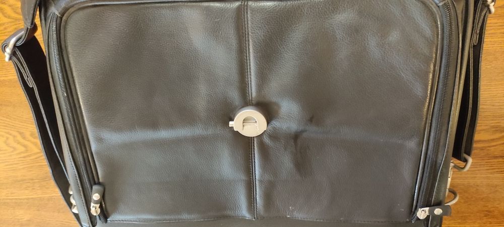 Dell оригинална чанта за лаптоп, естествена кожа