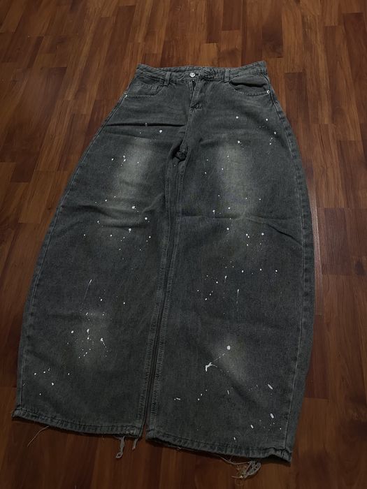 Широкие джинсы НОВАЯ