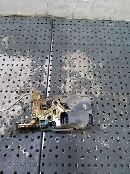 Broasca usa dreapta spate chevrolet aveo berlina