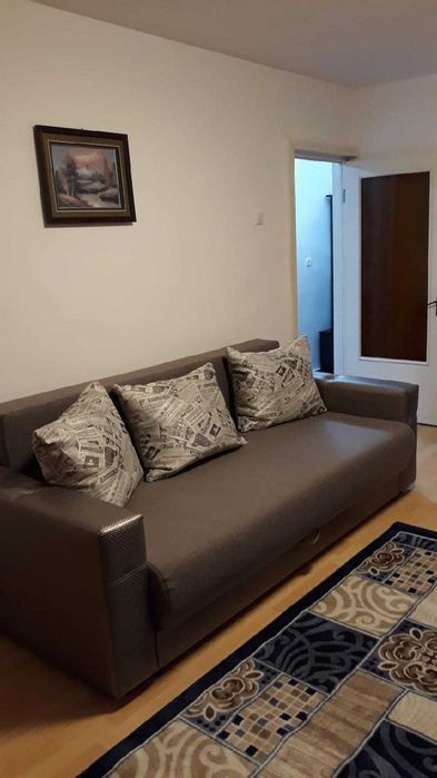 Inchiriez apartament cu o camera