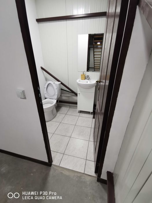 Ofer spre inchiriere spatiu comercial hala 270 mp utili