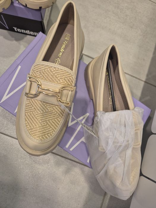 Два чифта обувки естествена кожа Tendenz 39  номер