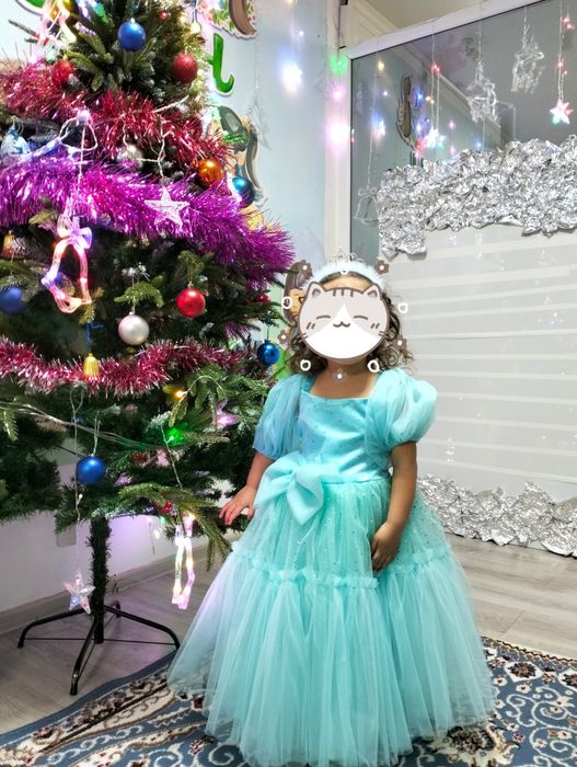 Продам платье для девочки 3-4 года.