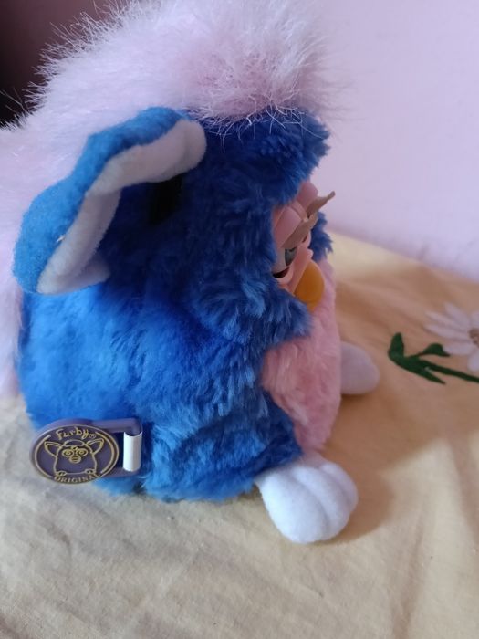 De vânzare 3 modele furby culori diferite