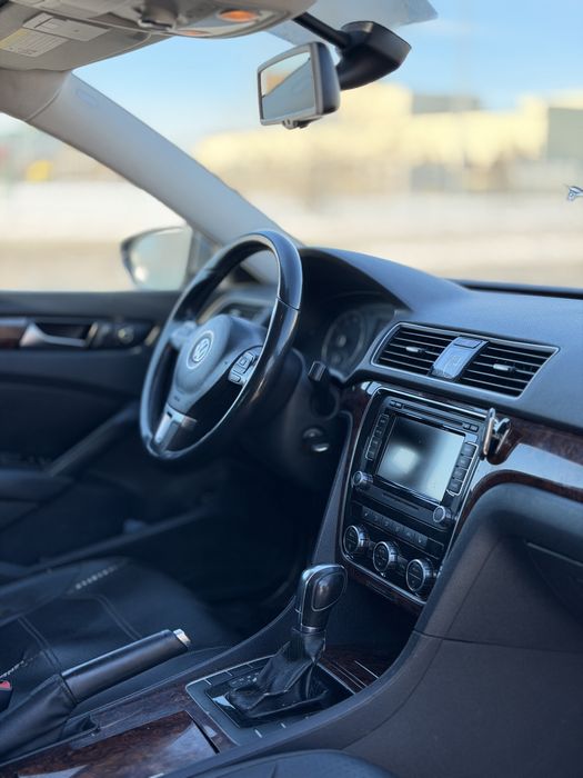 Продам авто пассат в7