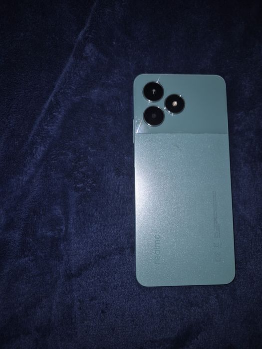 Телефон Realme c51