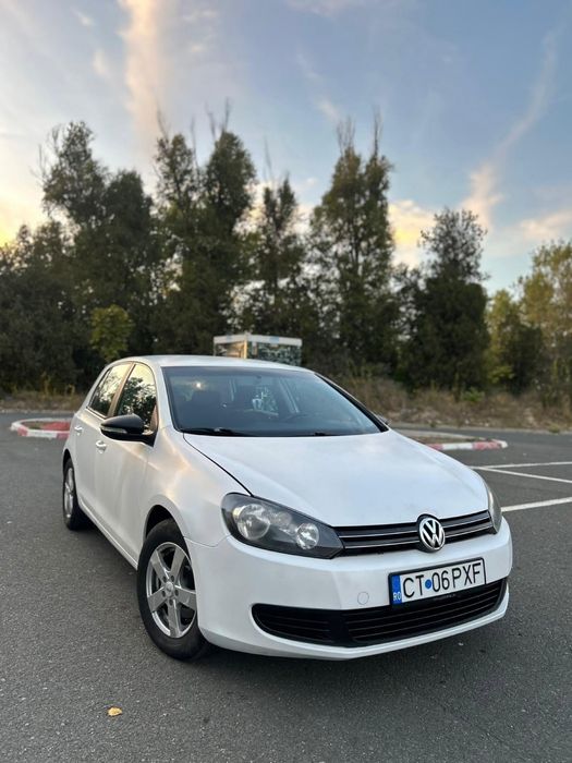 VOLKSWAGEN Golf 2010 — imagine 1