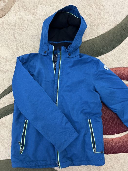 Куртка на 11-13лет очень теплая