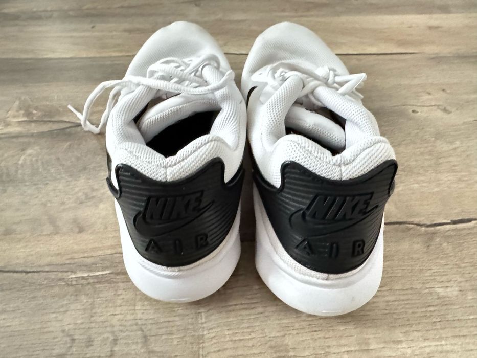 Incaltaminte sport nike