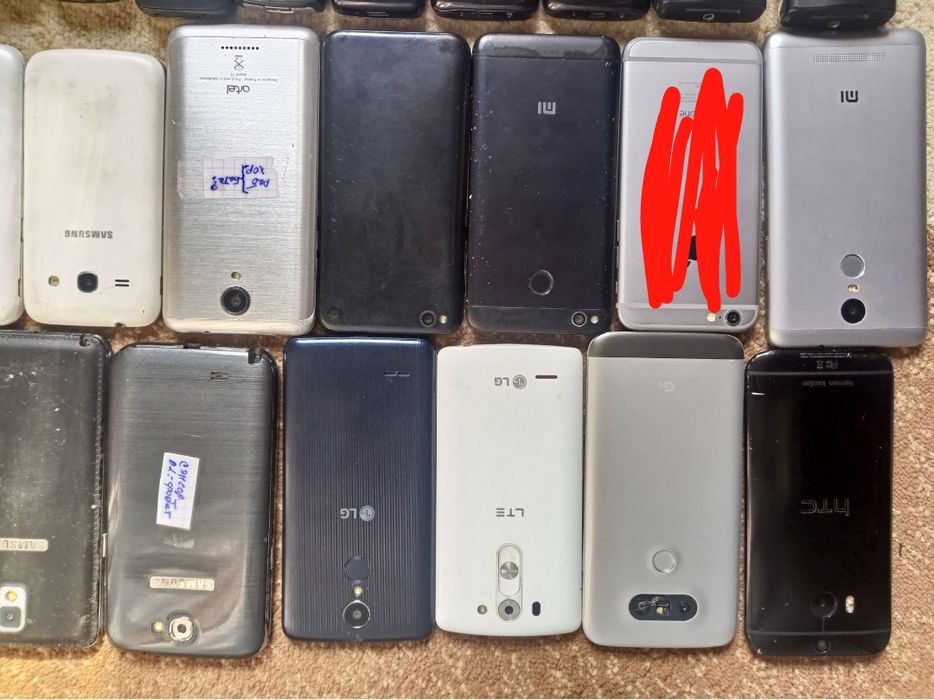 Продам полурабочее телефоны